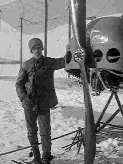 Flygplan på Luossajärvi Kiruna.