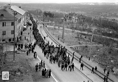 Hjalmar Lundbohmsvägen med spårvägen till höger