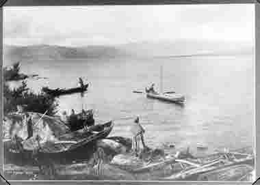 Samer och båtar vid Torneträsk den 27 augusti 1908.