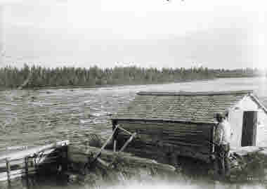 Gammal vattenkvarn i Junosuando den 13 september 1913.