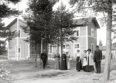 Arbetsstugans styrelse i Jokkmokk år 1913.