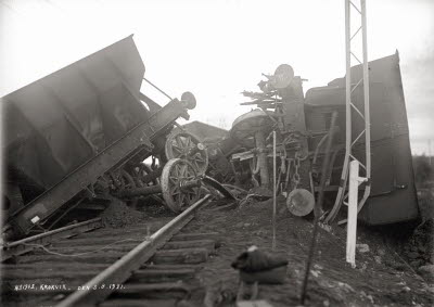 Urspårad malmvagn i Krokvik den 3 augusti 1921.