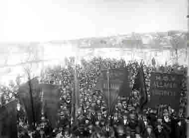 Demonstration för allmän rösträtt. År 1902.